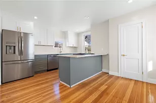 54 E Earle St, Cumberland, RI 02864 - Photo 12