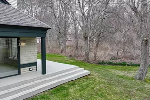 5 Brandywine Ln, Narragansett, RI 02882 - Photo 10