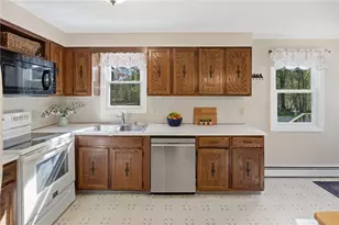 664 Mowry St, Burrillville, RI 02830 - Photo 12