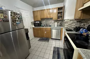 200 Manville Hill Rd, Cumberland, RI 02864 - Photo 1