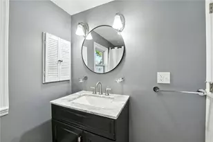 32 Carver St, Pawtucket, RI 02860 - Photo 22