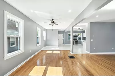 32 Carver Street, Pawtucket, RI 02860 - Photo 2