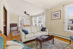 17 Lincoln St, Newport, RI 02840 - Photo 12