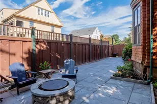 17 Lincoln St, Newport, RI 02840 - Photo 18