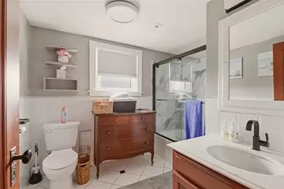 23 Clinton Street, Newport, RI 02840 - Photo 24