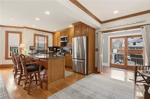 23 Clinton St, Newport, RI 02840 - Photo 12