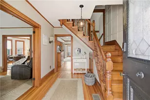 23 Clinton St, Newport, RI 02840 - Photo 4