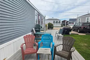 689 Succotash Rd, South Kingstown, RI 02879 - Photo 4