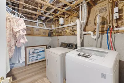 125 Montauk Road, Narragansett, RI 02882 - Photo 30