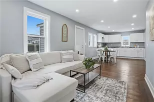 188 Greene Ln, Middletown, RI 02842 - Photo 2