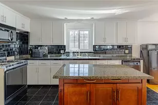 120 Mason Ave, Cranston, RI 02910 - Photo 12