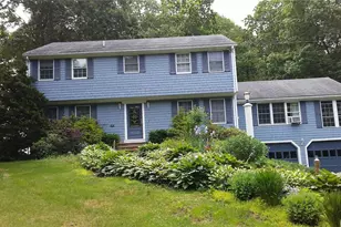 257 Beacon Dr, North Kingstown, RI 02852 - Photo 1