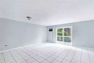 4 Smithfield Rd, North Providence, RI 02904 - Photo 10