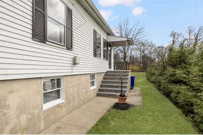 93 Harding Street, West Warwick, RI 02893 - Photo 10