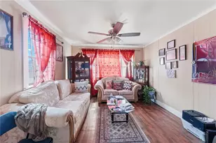 149 Burrington St, Woonsocket, RI 02895 - Photo 8