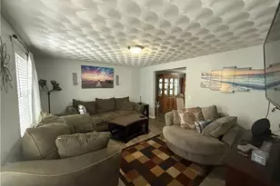 15 Watkins Ave, Cranston, RI 02920 - Photo 4