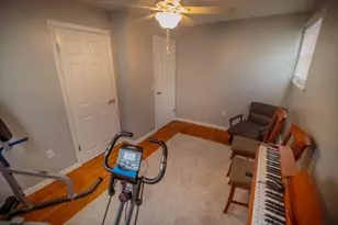 27 Grandview Dr, West Warwick, RI 02893 - Photo 12