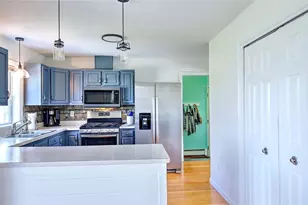 247 Randall Ave, Warwick, RI 02889 - Photo 16
