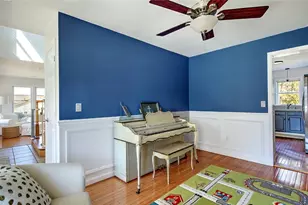 247 Randall Ave, Warwick, RI 02889 - Photo 22