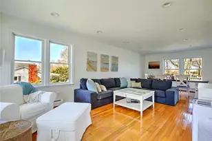 247 Randall Ave, Warwick, RI 02889 - Photo 6