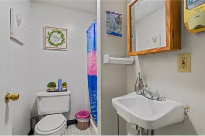 139 Broadway, Pawtucket, RI 02860 - Photo 12