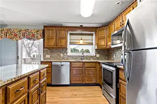 5 Luther Ave, East Providence, RI 02914 - Photo 8
