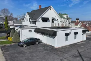 185 Spring St, Woonsocket, RI 02895 - Photo 2