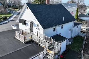 185 Spring St, Woonsocket, RI 02895 - Photo 8