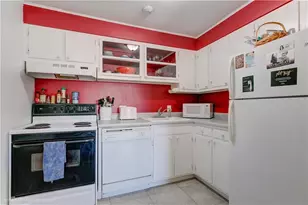 401 Bellevue Ave, Newport, RI 02840 - Photo 10