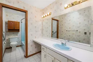 285 Randall Ave, Warwick, RI 02889 - Photo 18