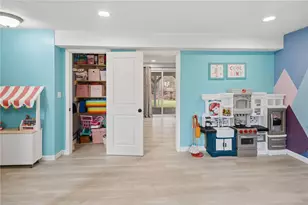 48 Roger Williams Dr, Johnston, RI 02919 - Photo 48