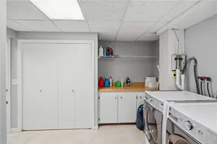 48 Roger Williams Dr, Johnston, RI 02919 - Photo 46