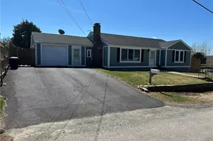 32 Harrington Dr, Johnston, RI 02919 - Photo 1