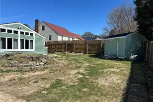 32 Harrington Dr, Johnston, RI 02919 - Photo 24