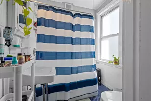 76 Locust St, Providence, RI 02906 - Photo 14