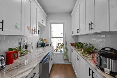 76 Locust Street, Providence, RI 02906 - Photo 18