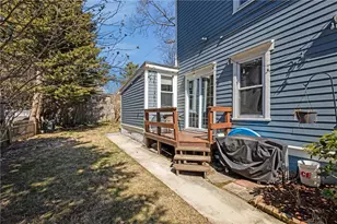 76 Locust St, Providence, RI 02906 - Photo 32