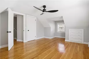 17 Goulart Ave, Bristol, RI 02809 - Photo 14