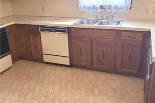 34 Cross St, Lincoln, RI 02838 - Photo 10