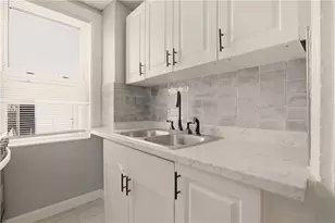 87 Gallup St, Providence, RI 02905 - Photo 12