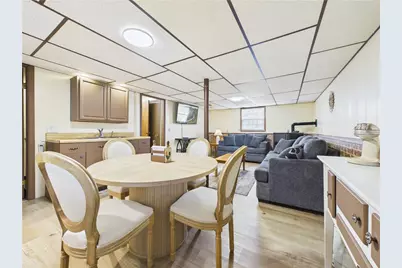 11 Meadow Street, Pawtucket, RI 02860 - Photo 18