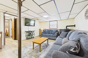 11 Meadow St, Pawtucket, RI 02860 - Photo 14