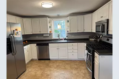 516 Church Avenue, Warwick, RI 02889 - Photo 2
