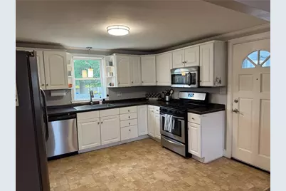516 Church Avenue, Warwick, RI 02889 - Photo 4