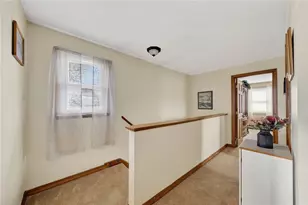 22 Connecticut Ave, Middletown, RI 02842 - Photo 16