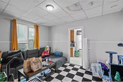 79 Hamlet Avenue, Woonsocket, RI 02895 - Photo 8