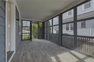 47 Knollwood Ave, Cranston, RI 02910 - Photo 12