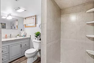 16 Althea Rd, Warwick, RI 02889 - Photo 28