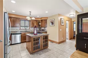 16 Althea Rd, Warwick, RI 02889 - Photo 10