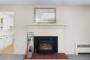2444 Hartford Ave, Johnston, RI 02919 - Photo 8